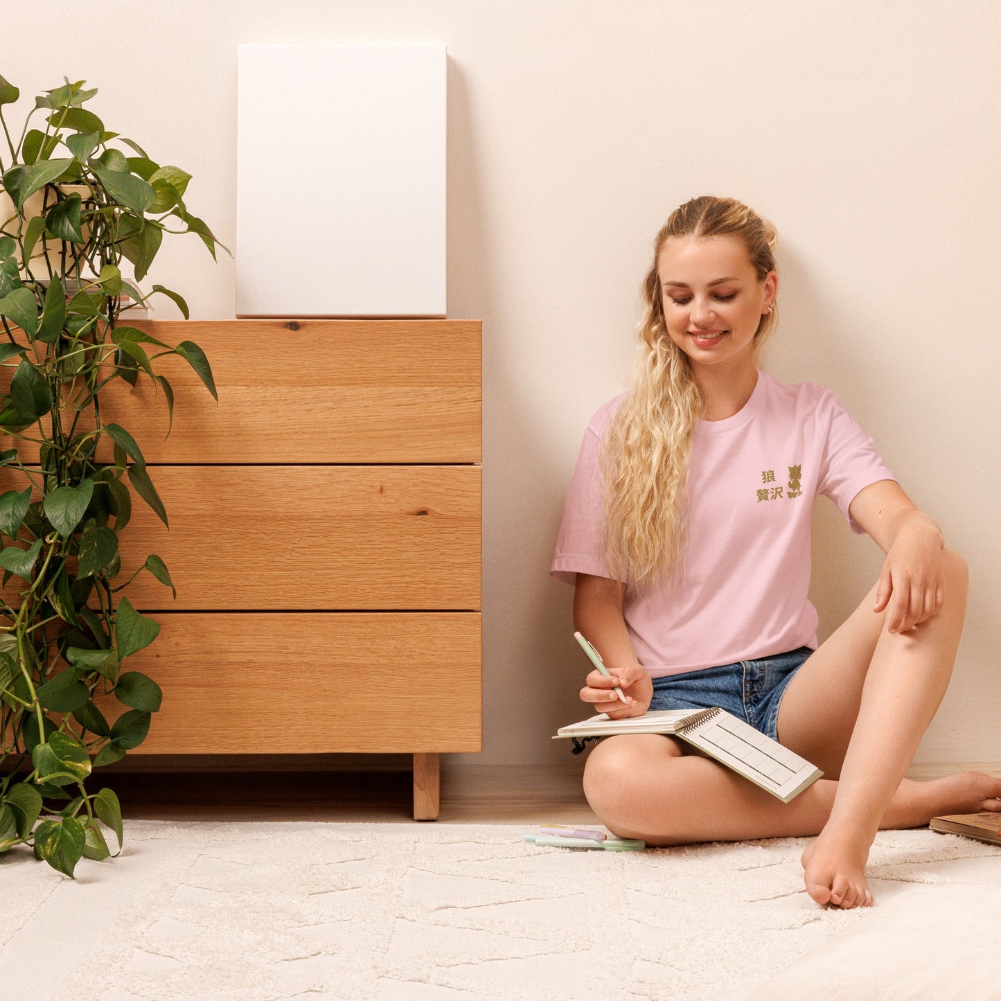 Women Premium Japan t-shirt - Wolf - Lux - Wolf - Lux - The Premium