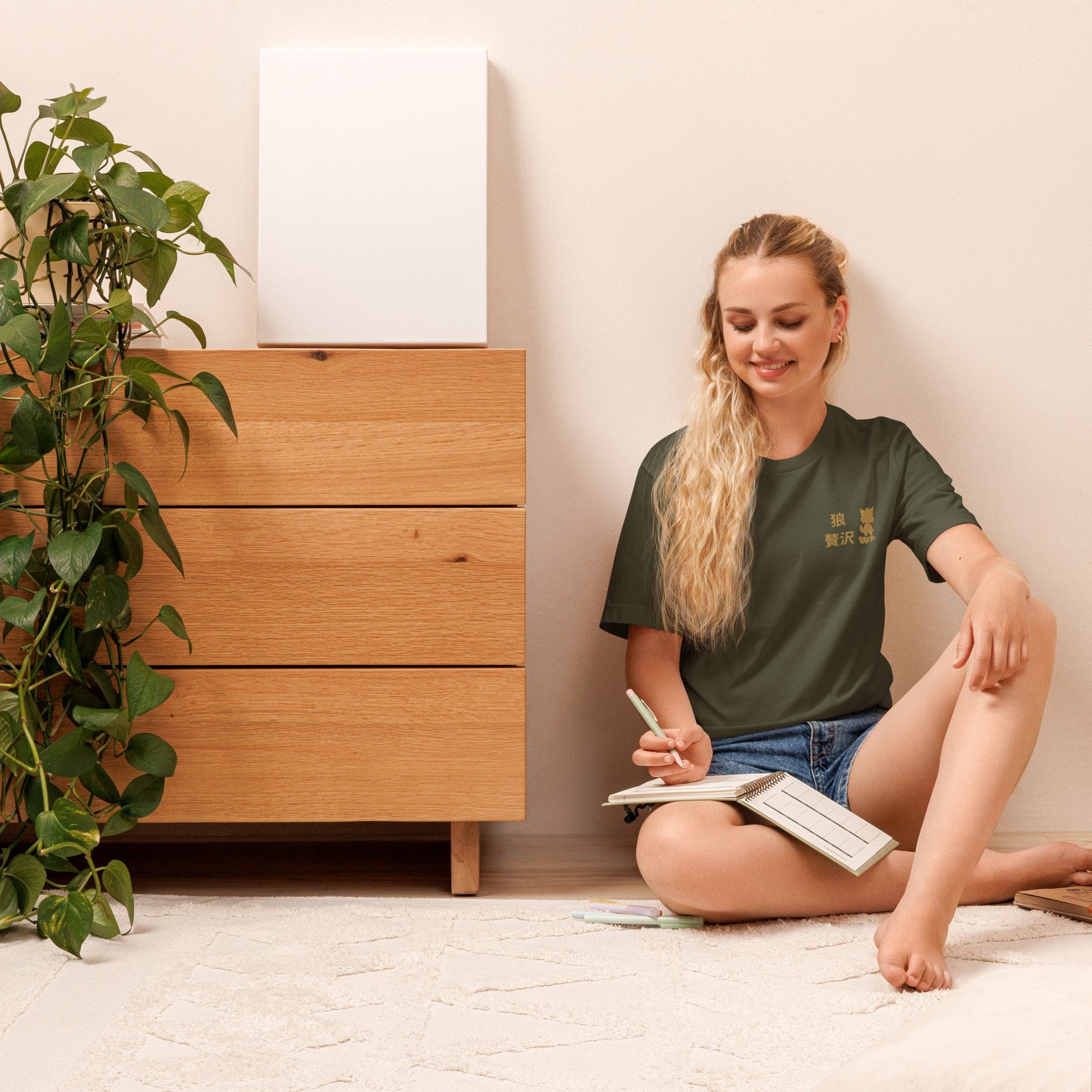 Women Premium Japan t-shirt - Wolf - Lux - Wolf - Lux - The Premium